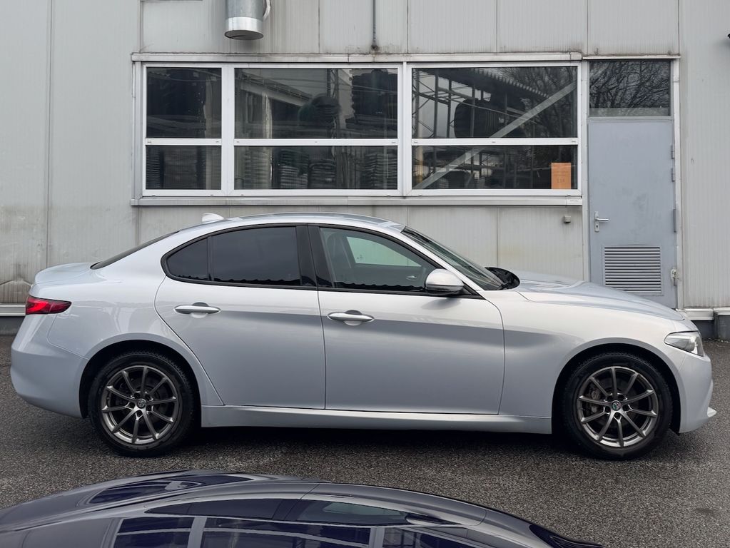 Alfa Romeo Giulia 2021