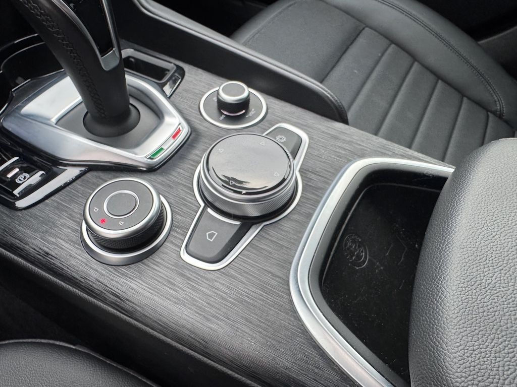 Alfa Romeo Giulia 2021