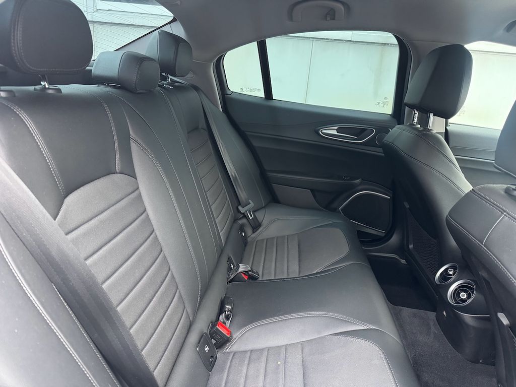 Alfa Romeo Giulia 2021