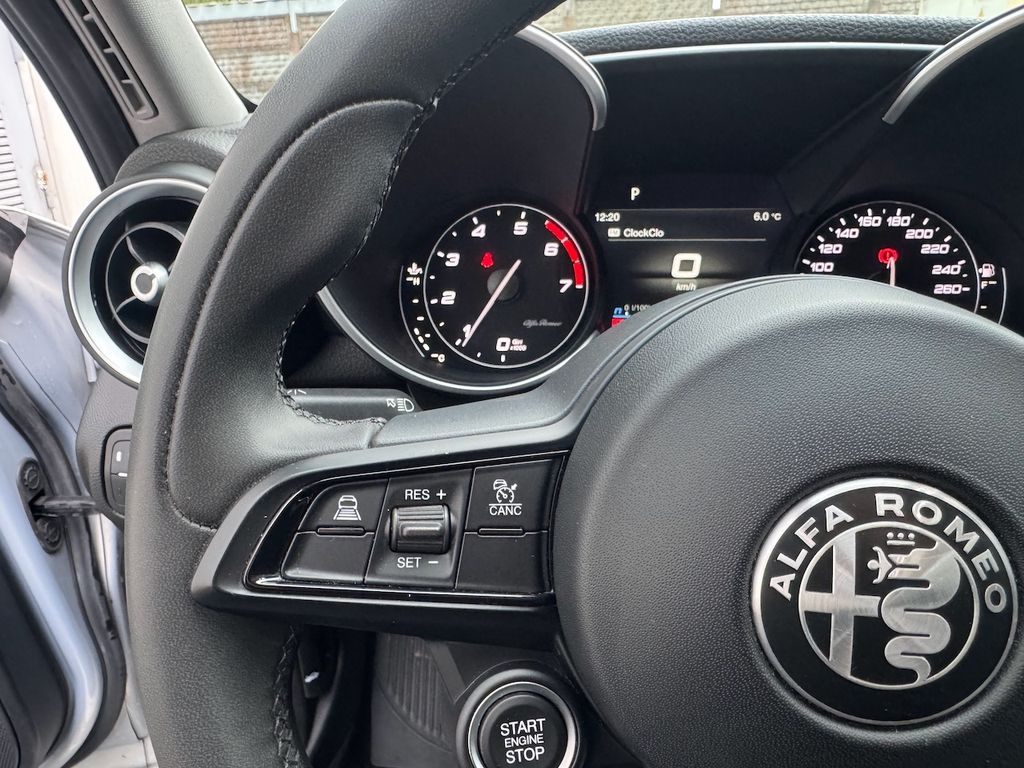 Alfa Romeo Giulia 2021