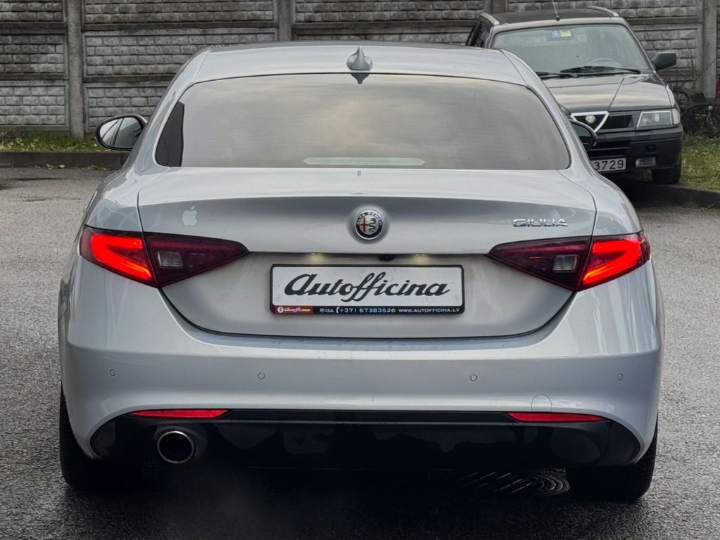 Alfa Romeo Giulia 2021