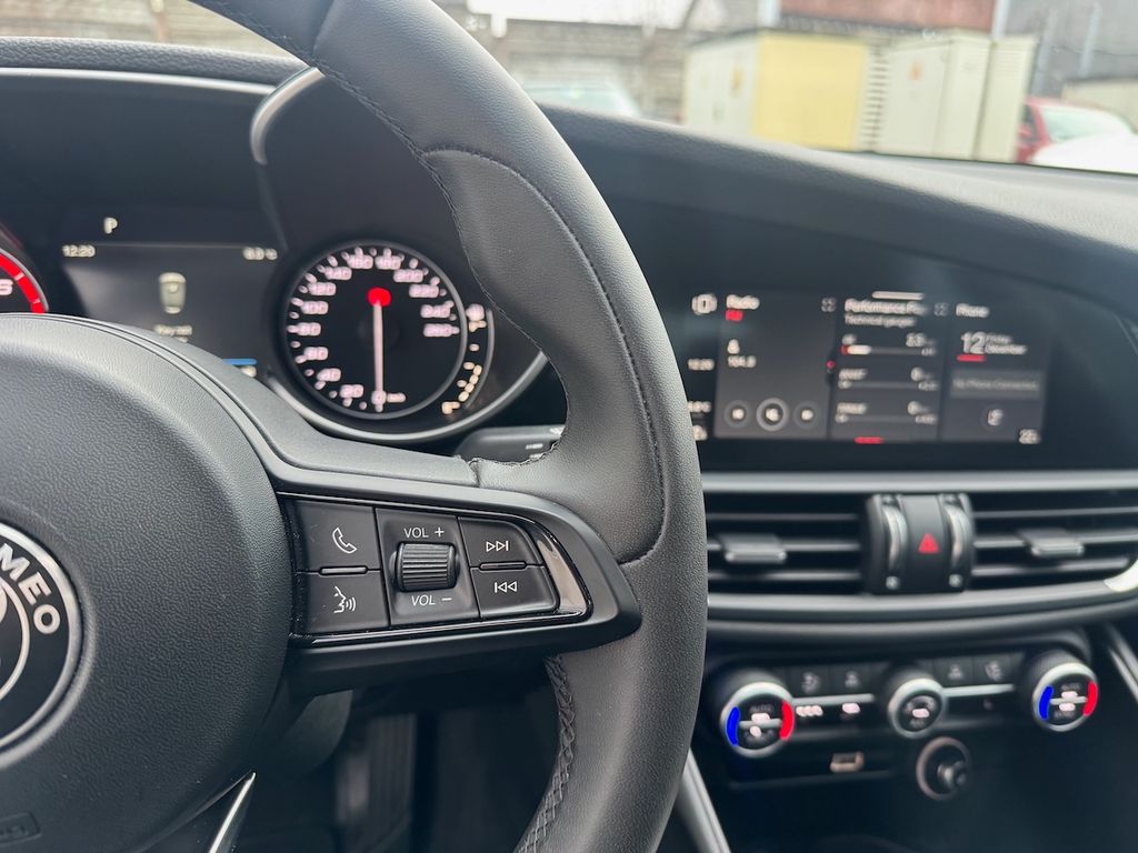 Alfa Romeo Giulia 2021