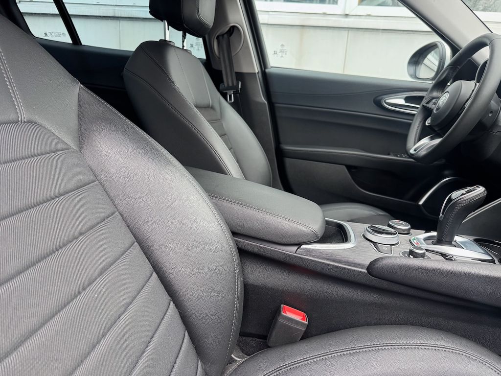 Alfa Romeo Giulia 2021