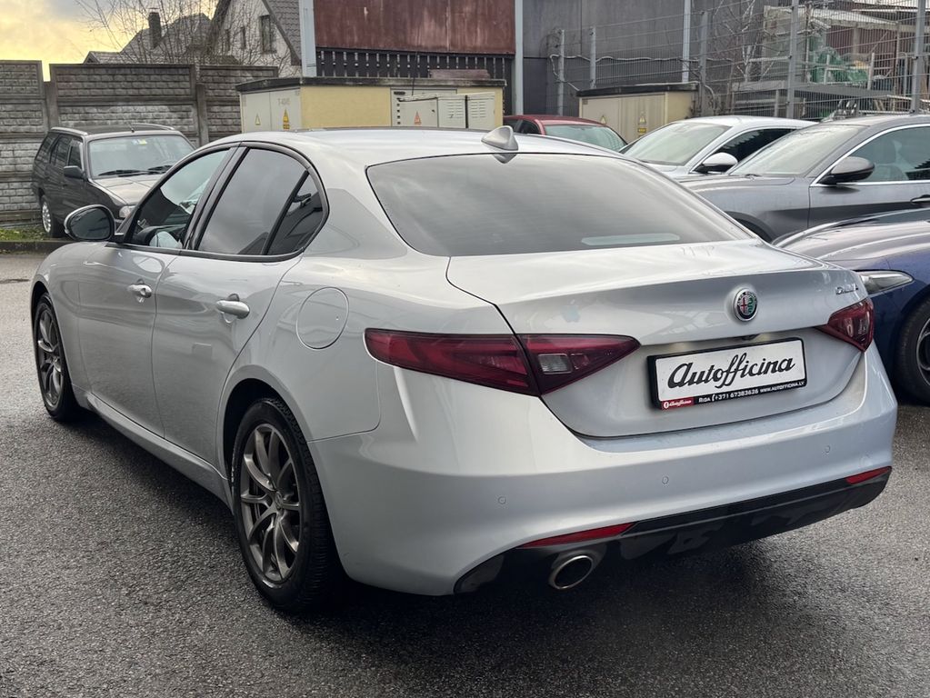 Alfa Romeo Giulia 2021