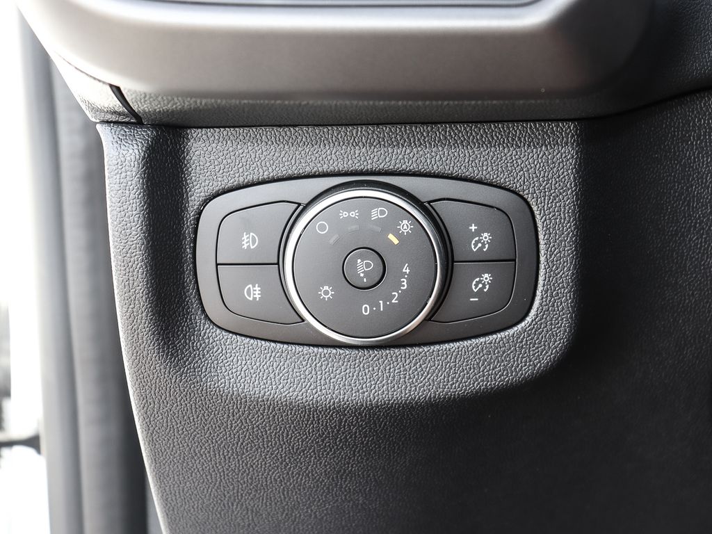 Ford Transit Courier 2025