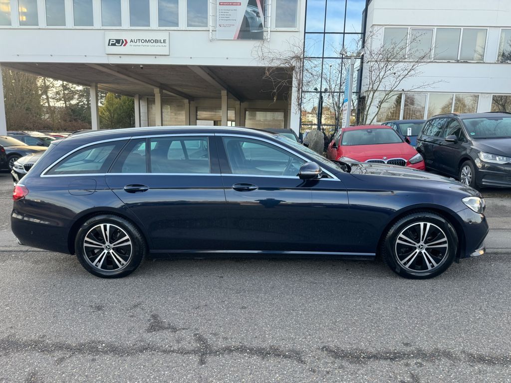 Mercedes-Benz E 220 2022