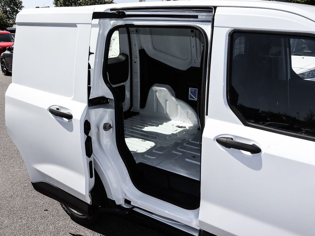 Ford Transit Courier 2025
