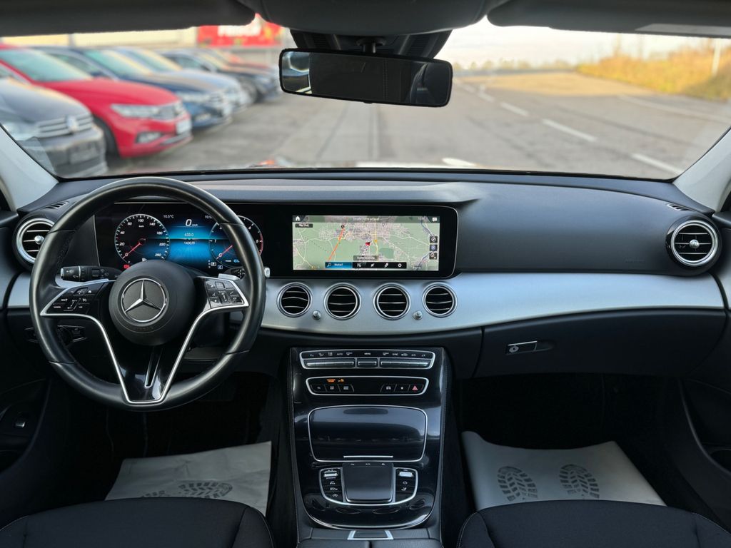 Mercedes-Benz E 220 2022