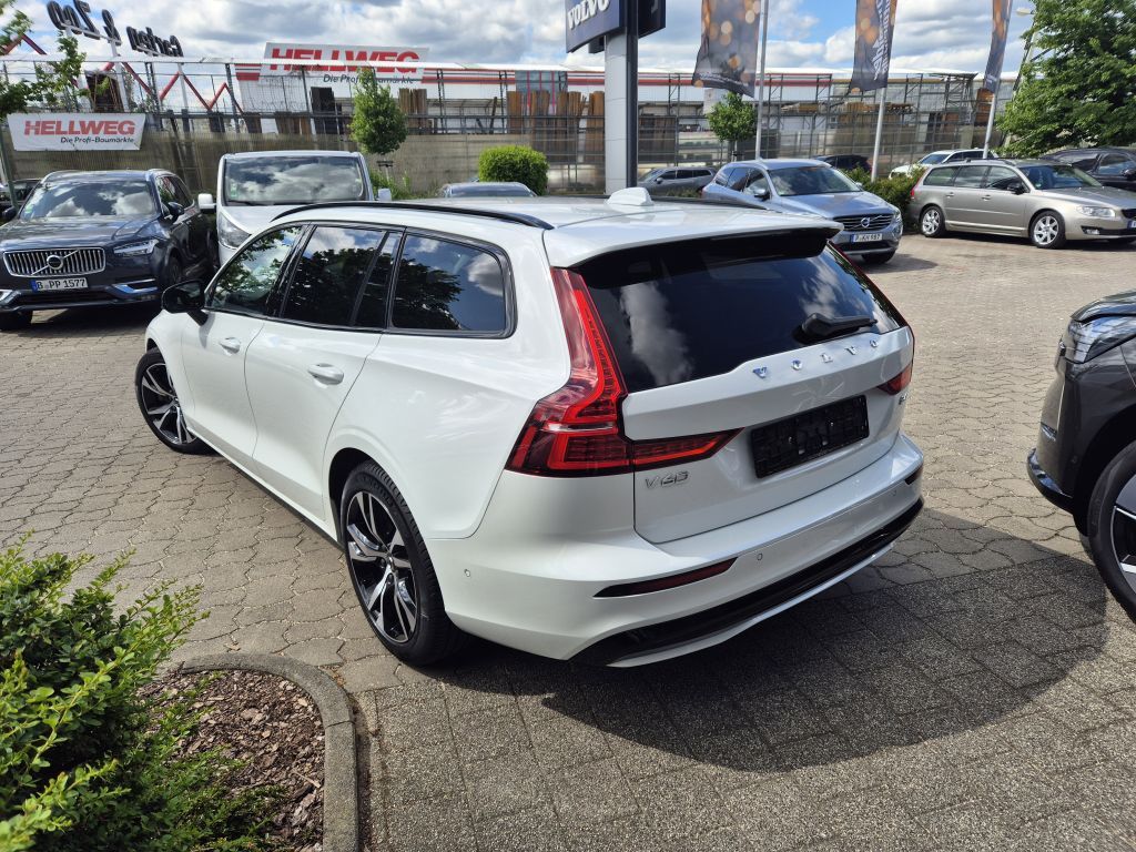 Volvo V60 2024
