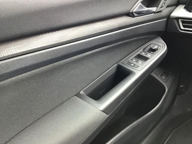 Volkswagen Golf 2021