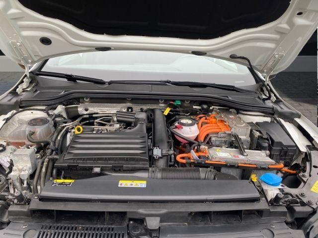 Volkswagen Golf 2020