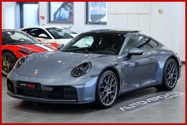 Porsche 911 2025