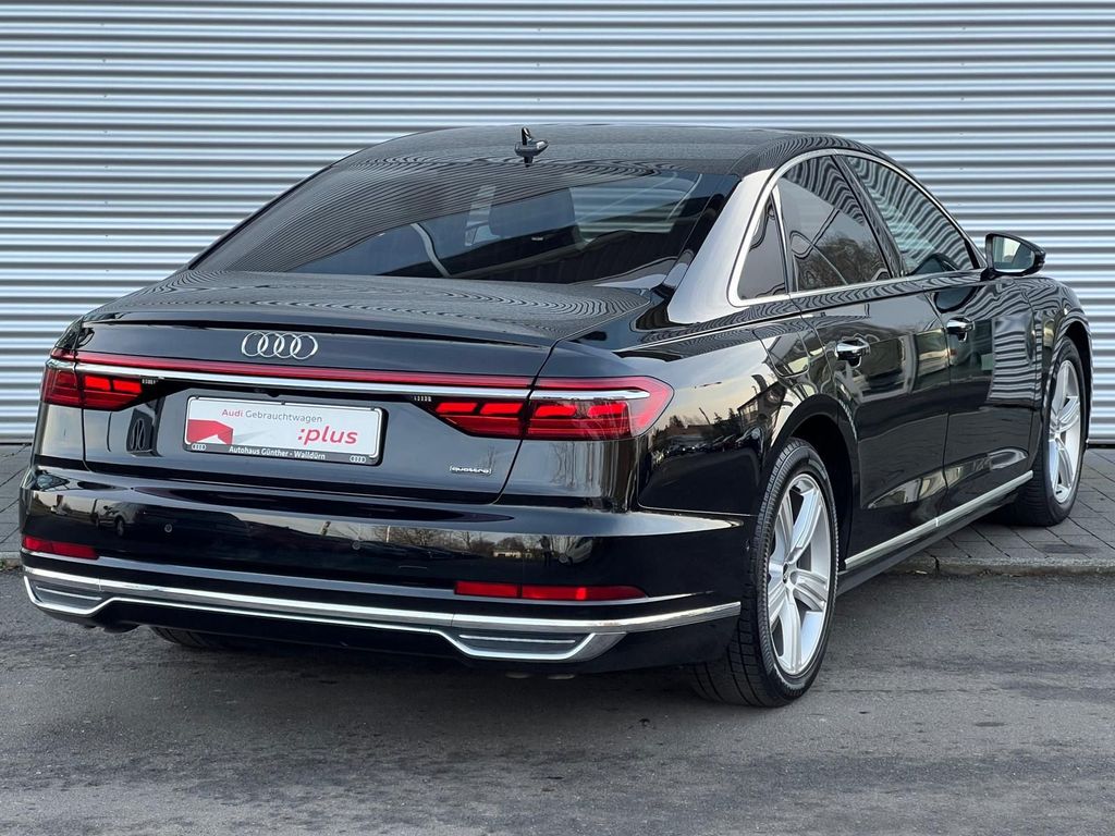 Audi A8 2022