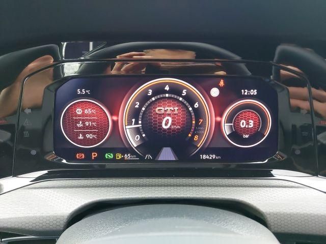 Volkswagen Golf 2023