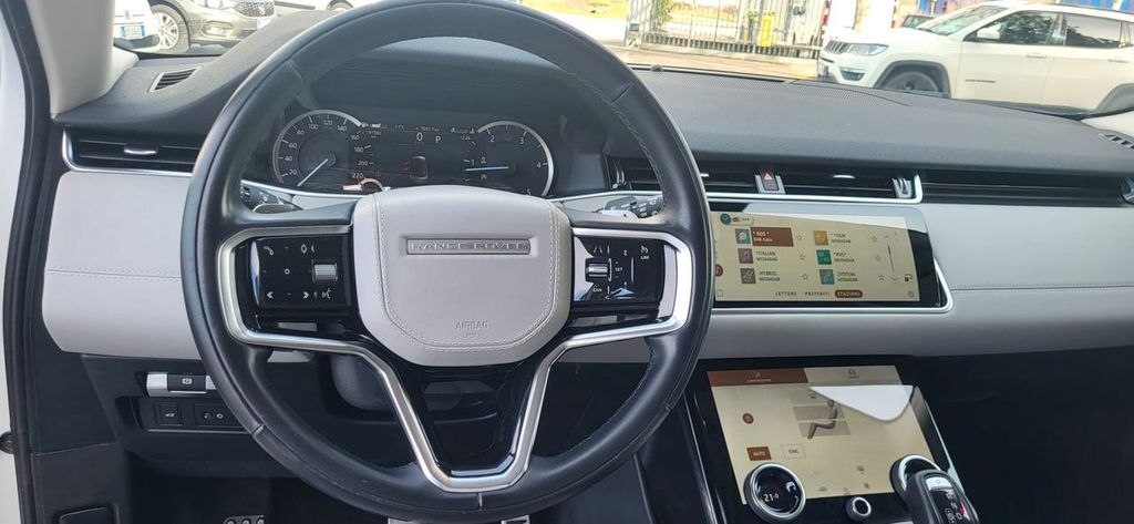 Land Rover Range Rover Evoque 2022