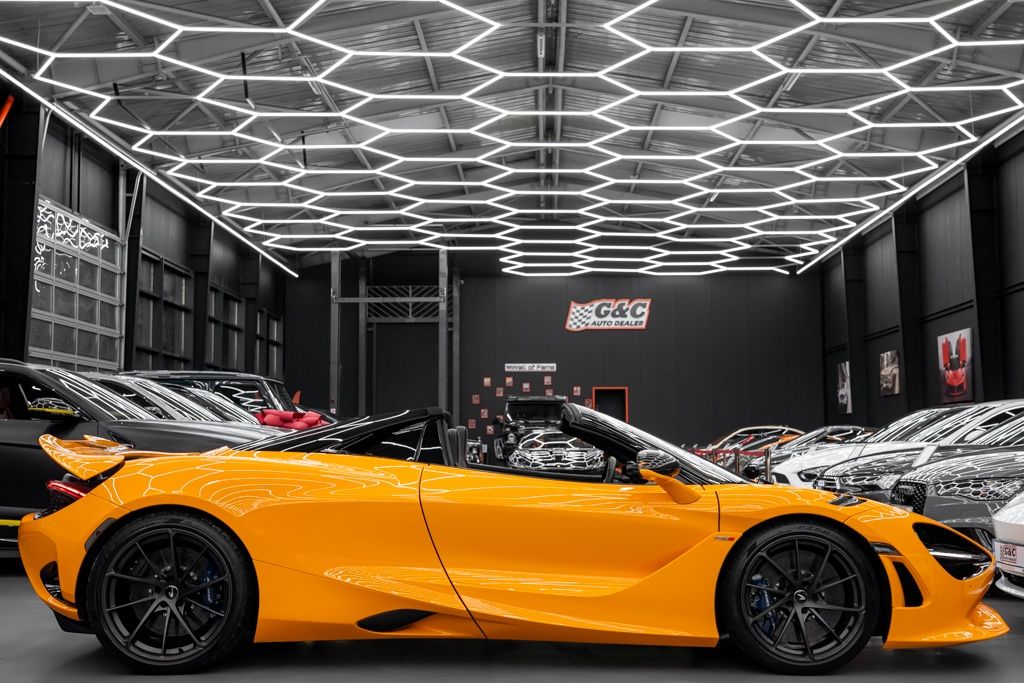 McLaren 750S 2025