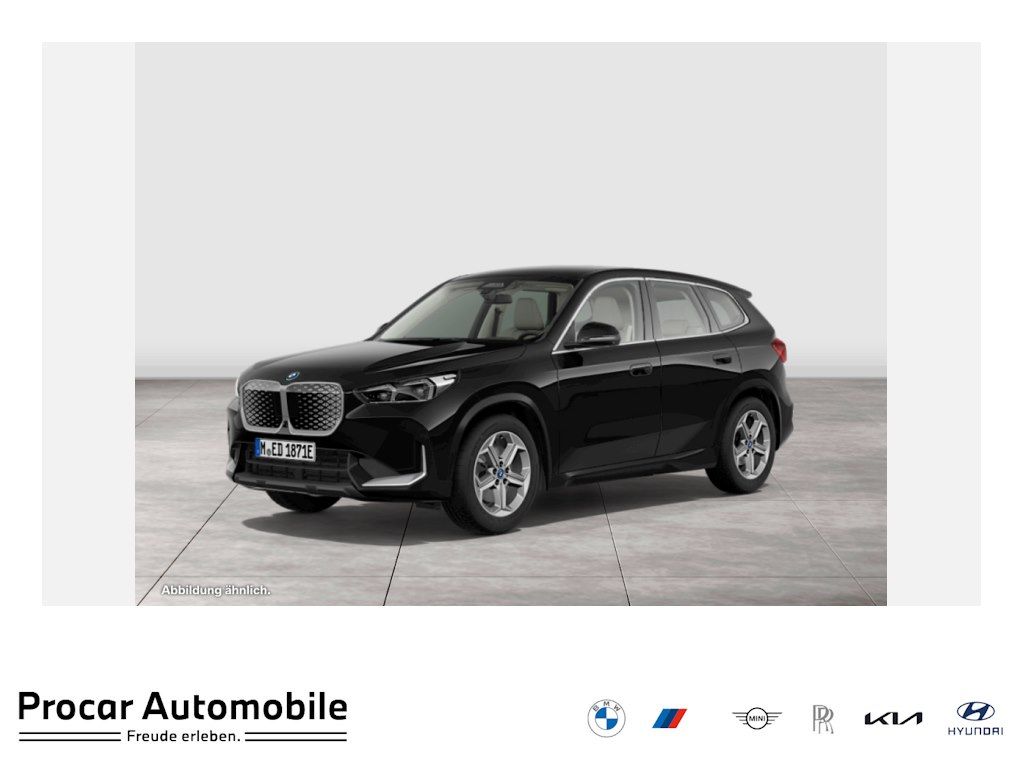 BMW iX1 2023