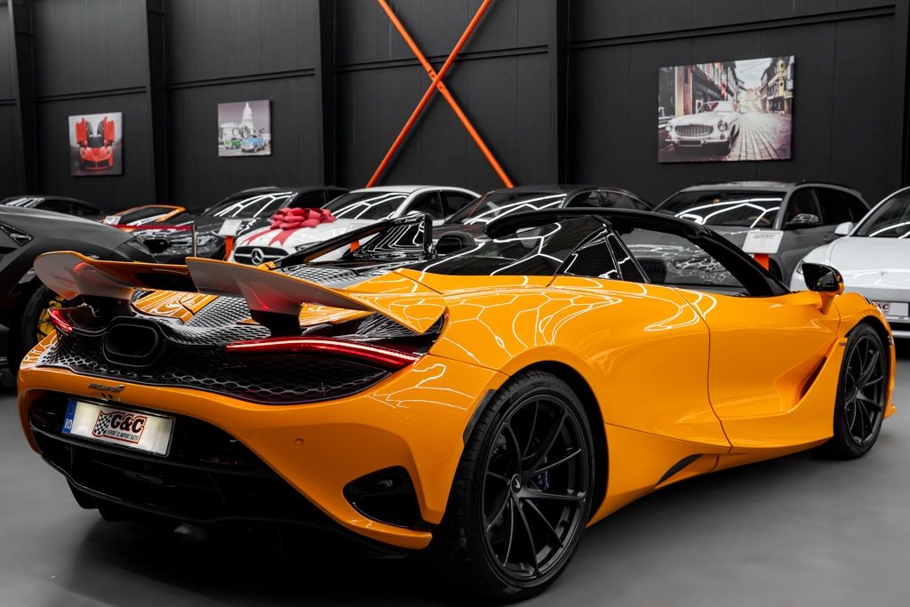 McLaren 750S 2025