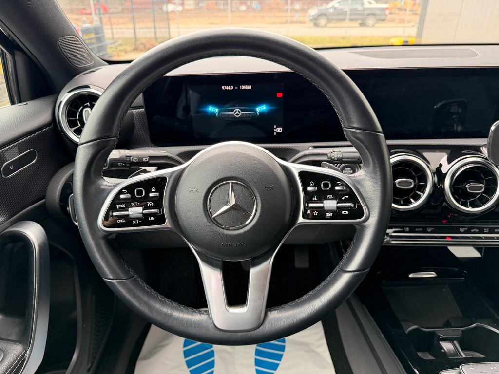 Mercedes-Benz A 200 2021