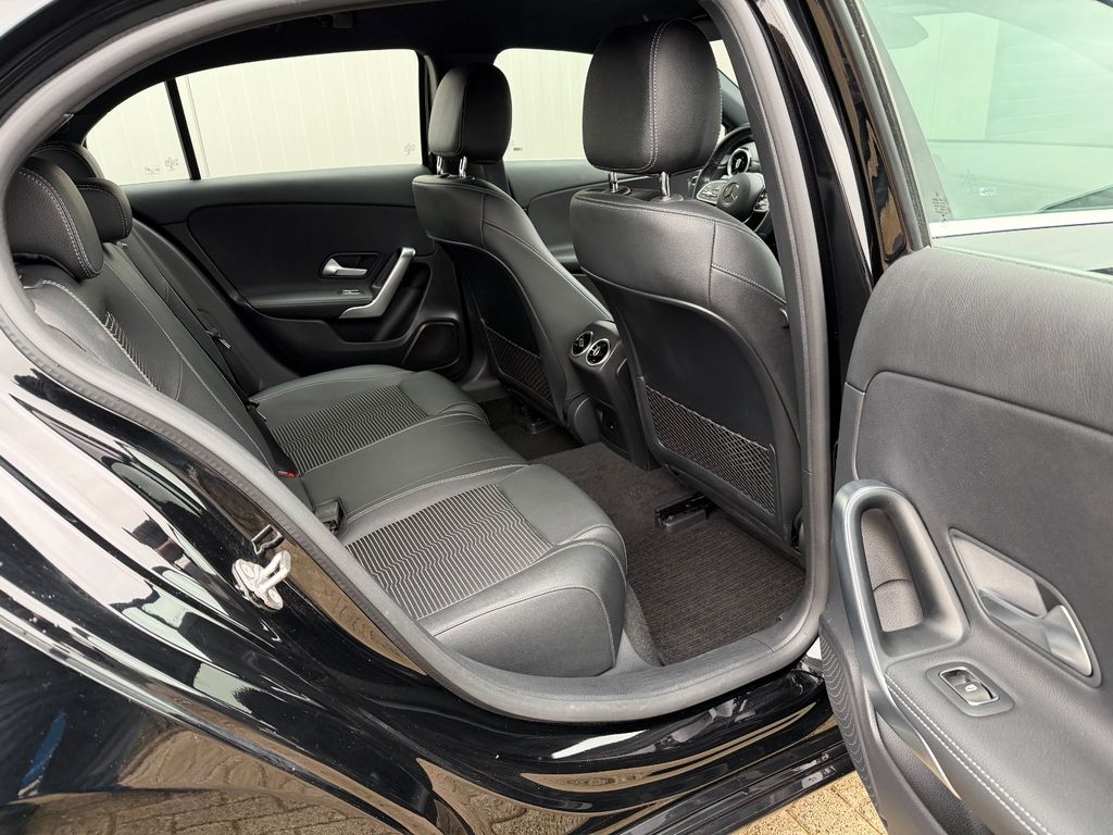 Mercedes-Benz A 200 2021
