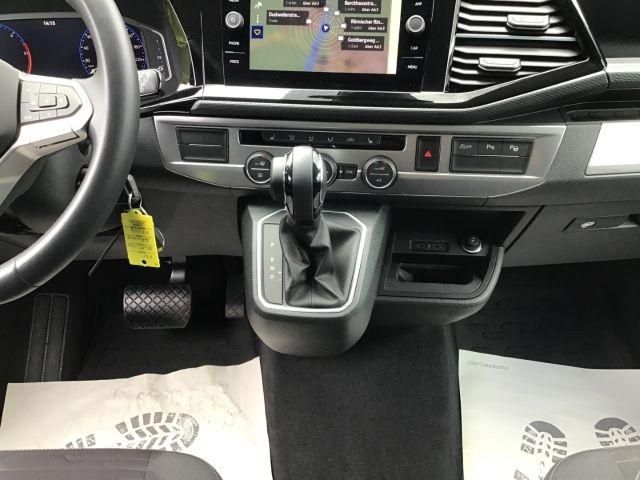 Volkswagen T6 Multivan 2023
