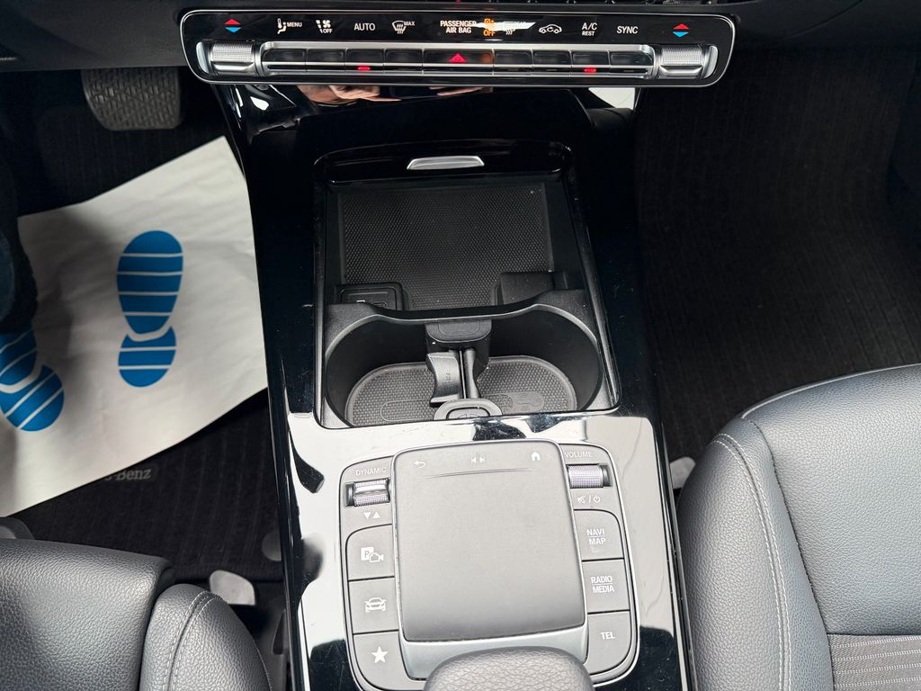 Mercedes-Benz A 200 2021