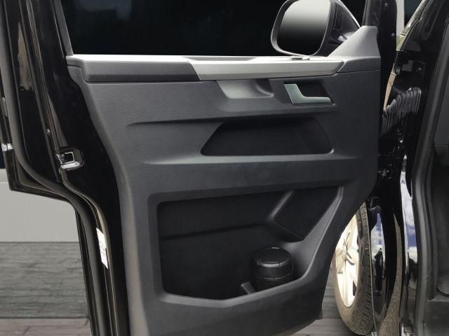 Volkswagen T6 Multivan 2023