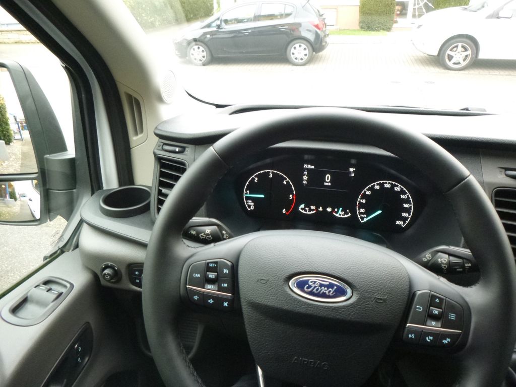 Ford Transit 2025