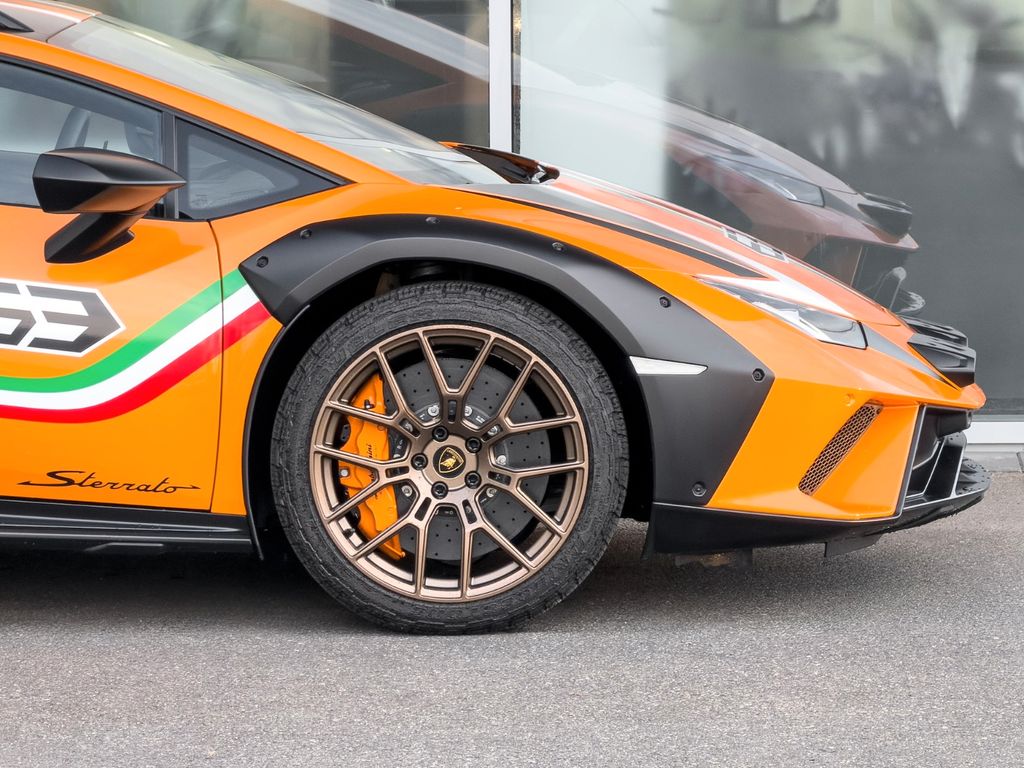 Lamborghini Huracán 2024