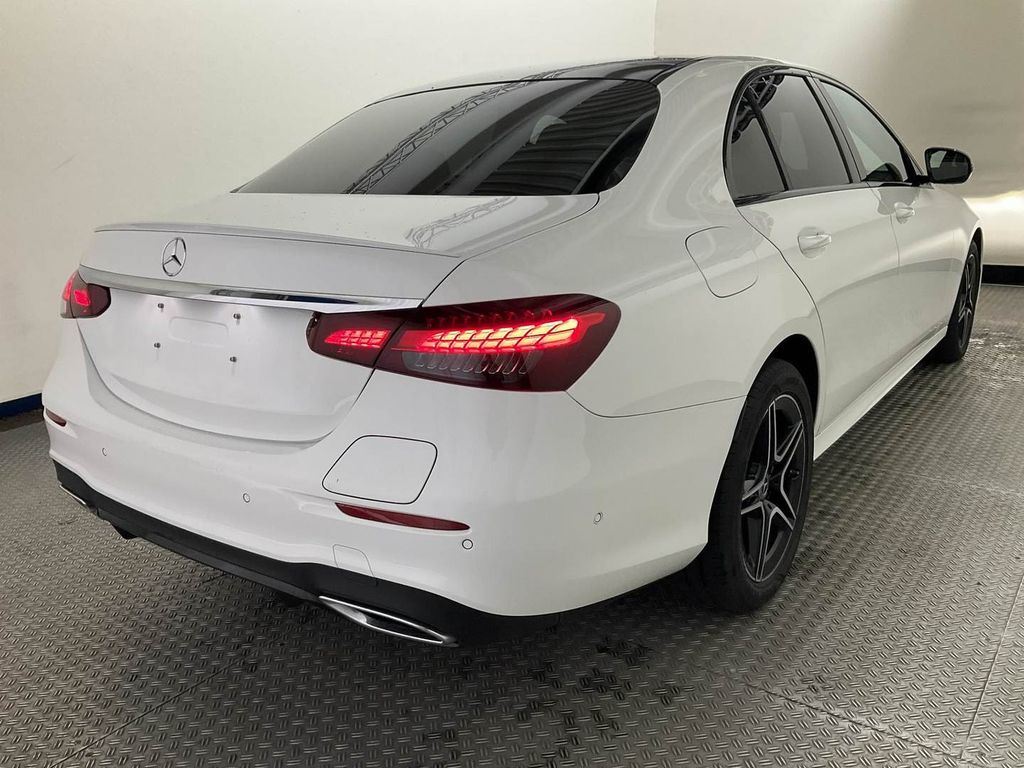 Mercedes-Benz E 300 2021