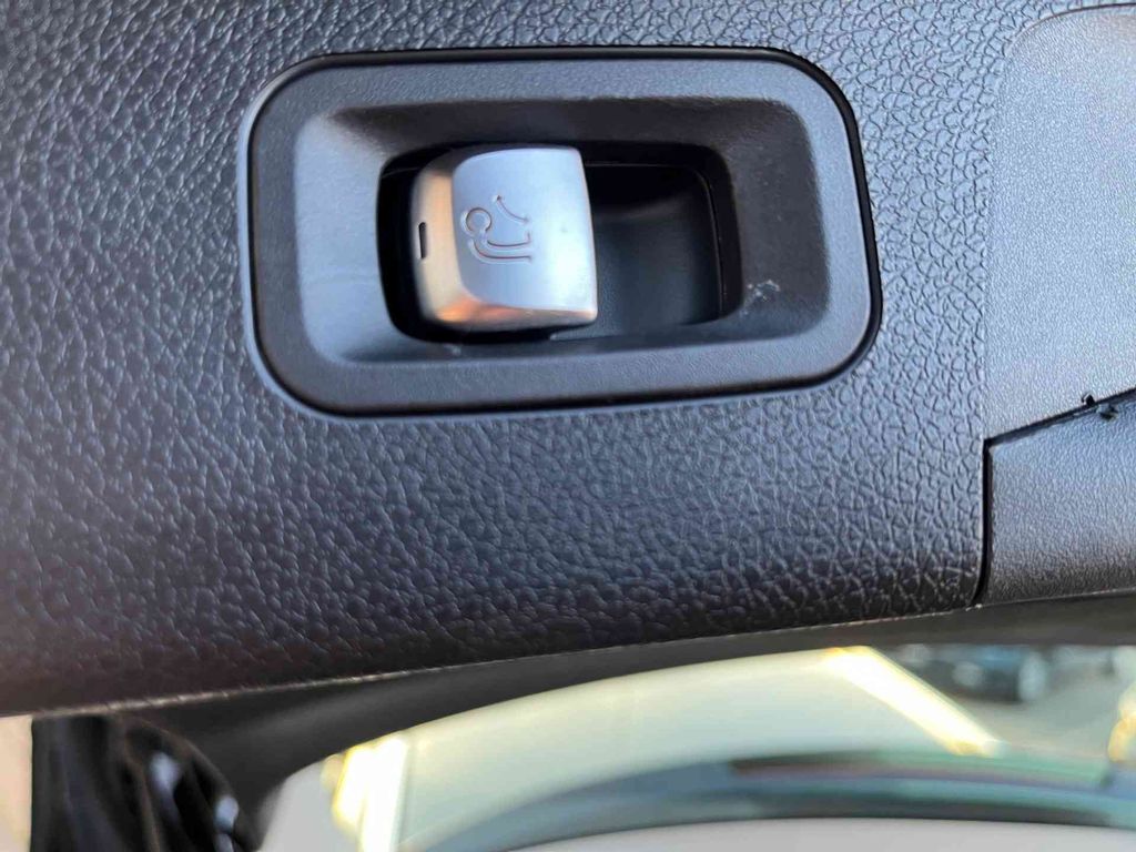 Mercedes-Benz E 300 2023