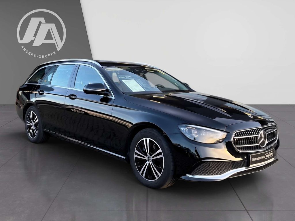 Mercedes-Benz E 300 2023