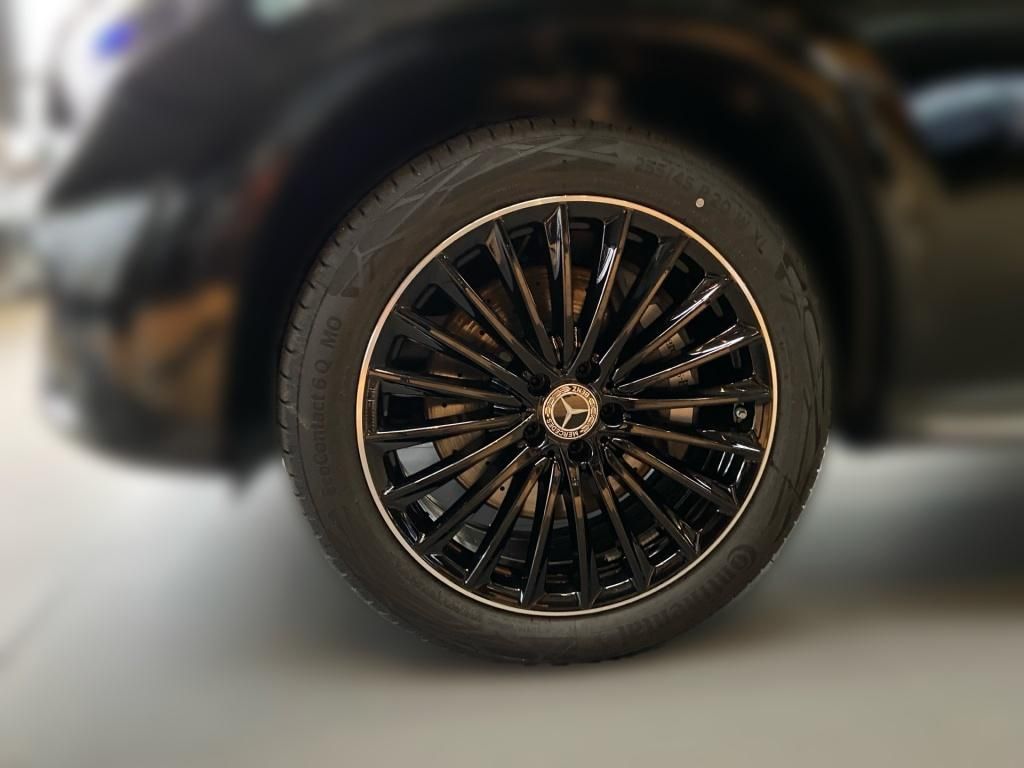 Mercedes-Benz GLC 300 2025