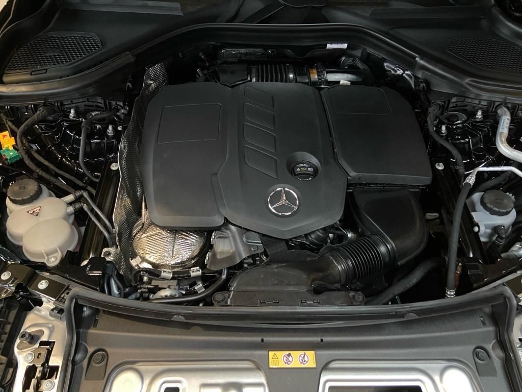 Mercedes-Benz GLC 300 2025