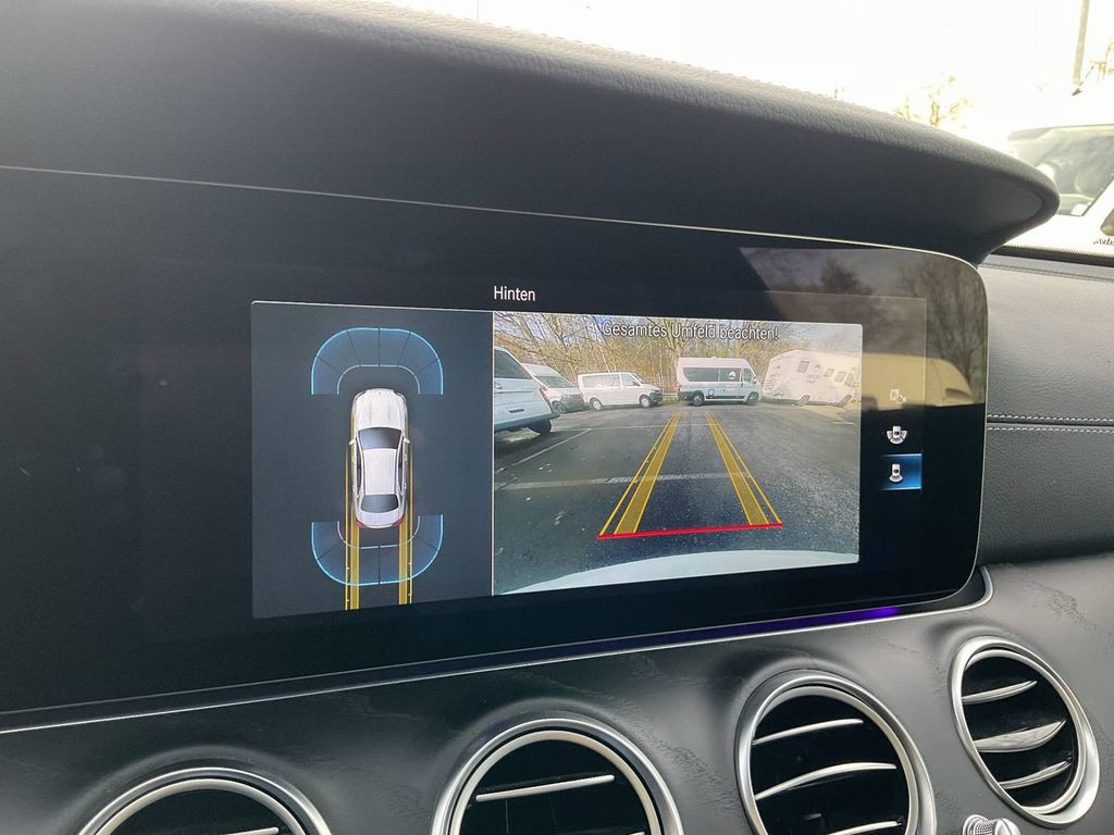 Mercedes-Benz E 300 2021