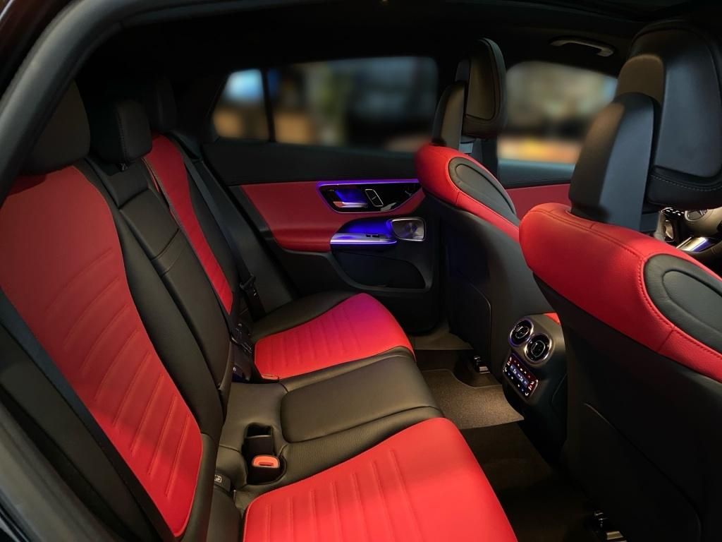 Mercedes-Benz GLC 300 2025