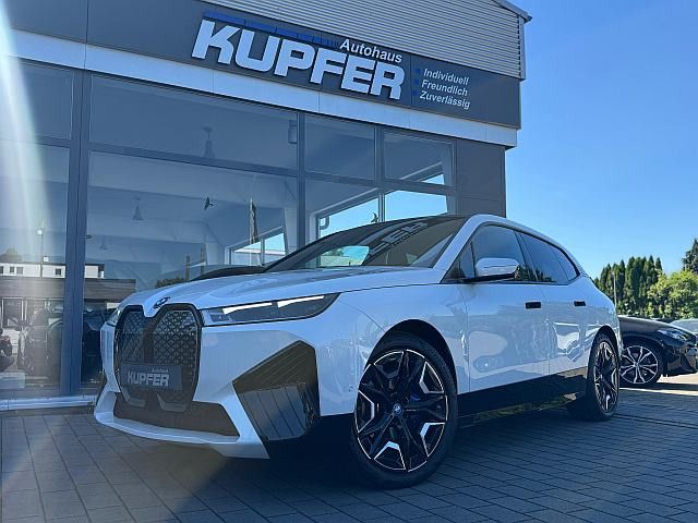 BMW iX 2023