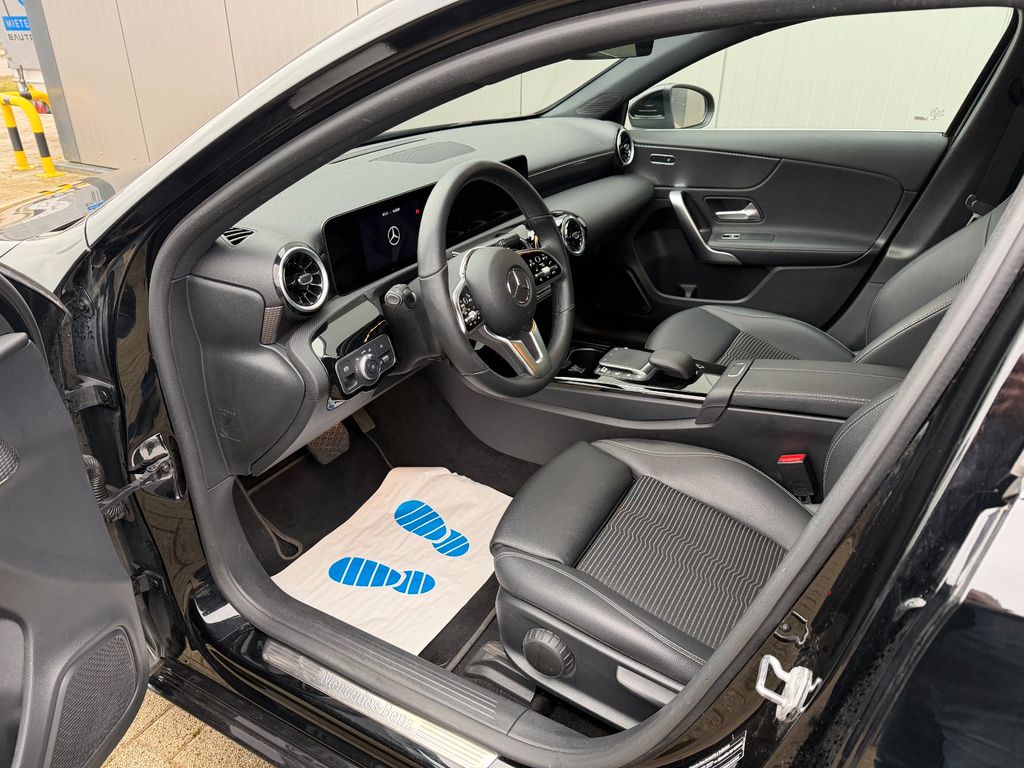 Mercedes-Benz A 200 2022