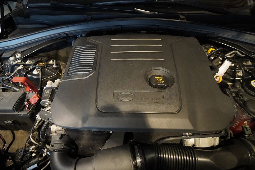 Land Rover Range Rover Velar 2023