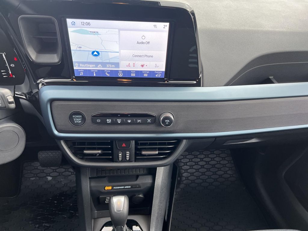 Ford Tourneo Courier 2025