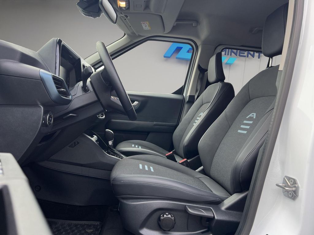 Ford Tourneo Courier 2025