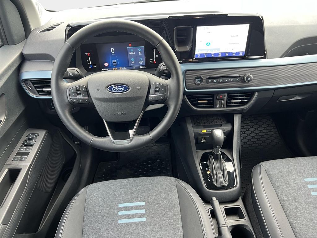 Ford Tourneo Courier 2025