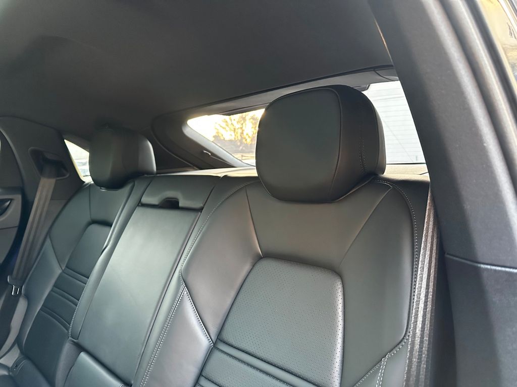 Porsche Cayenne 2021