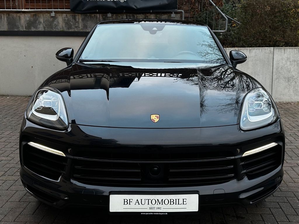 Porsche Cayenne 2021