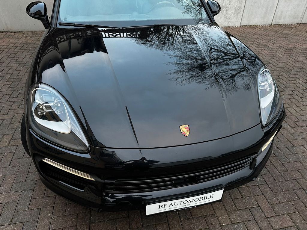 Porsche Cayenne 2021