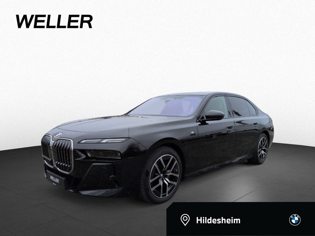 BMW 740 2025