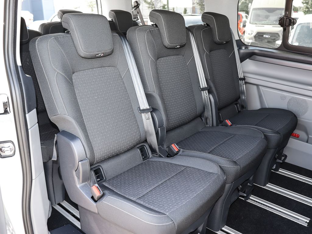 Ford Tourneo Custom 2025