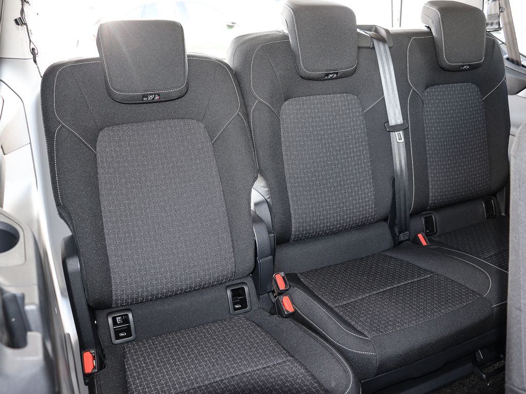 Ford Tourneo Custom 2025