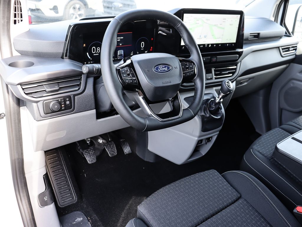 Ford Tourneo Custom 2025