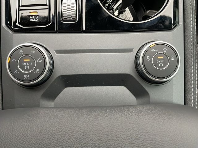 Volkswagen Touareg 2025